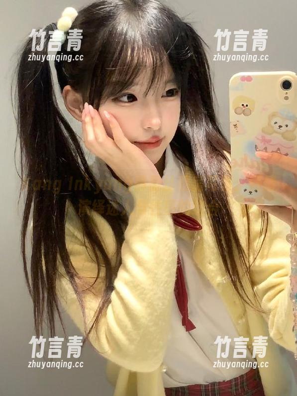 Kang Inkyung裤里丝私房写真：倾情演绎迷人与性感的结合